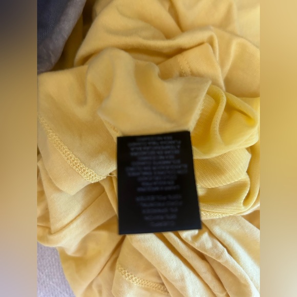 NWOT Yellow International Concepts Sleeveless Blouse - Picture 8 of 9